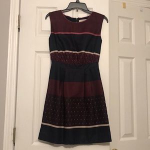 Navy, maroon, printed Loft size 0 sleeveless dress.